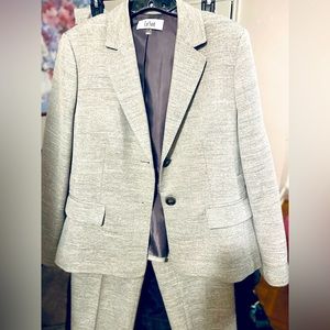 LeSuit Grey Pant Suit Size 14. Professional Wear